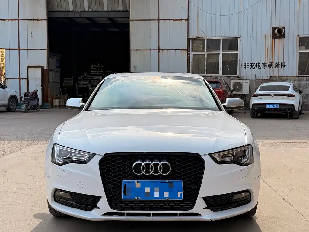 Audi A5 Import 2014 Model Sportback 45 TFSI