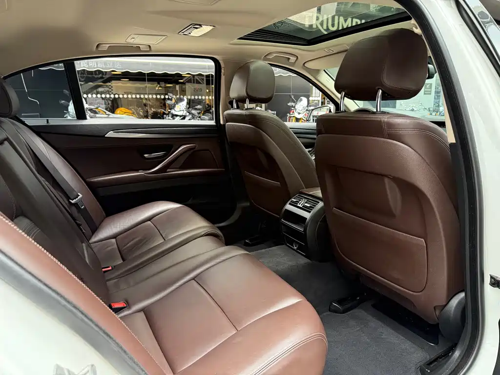 BMW 5 Series 2017 525Li Luxury Design Package