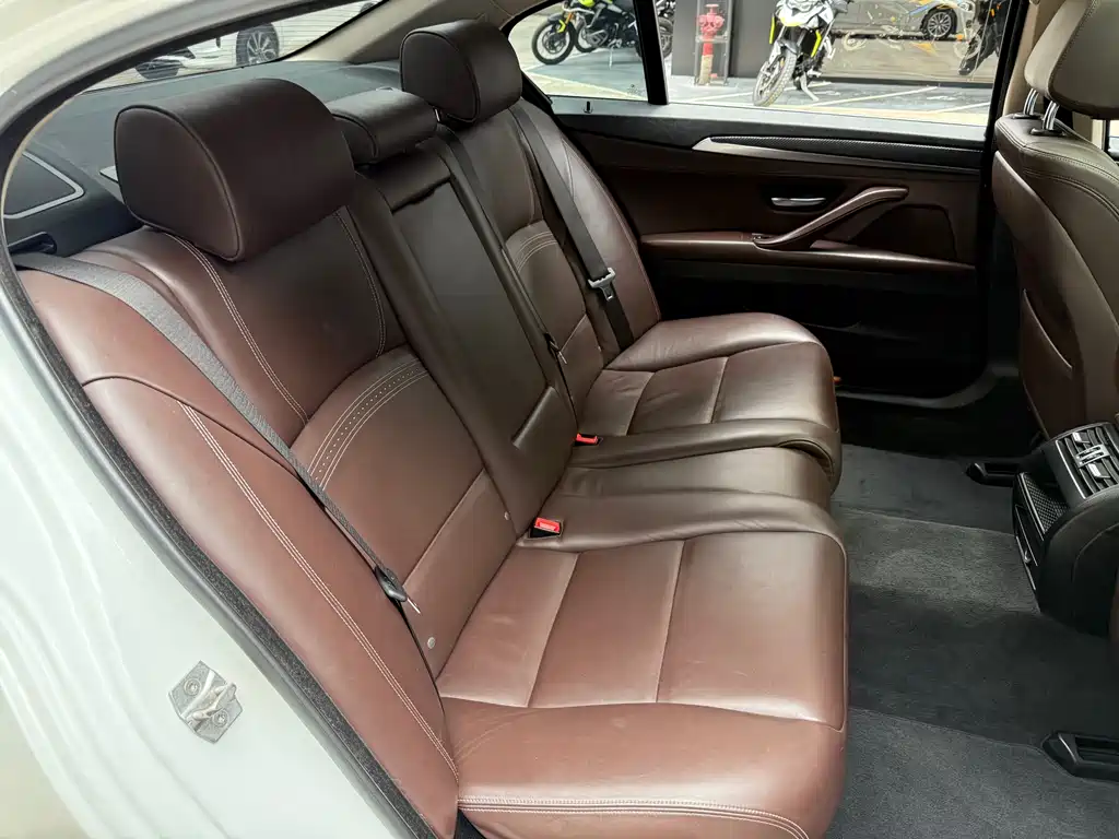 BMW 5 Series 2017 525Li Luxury Design Package