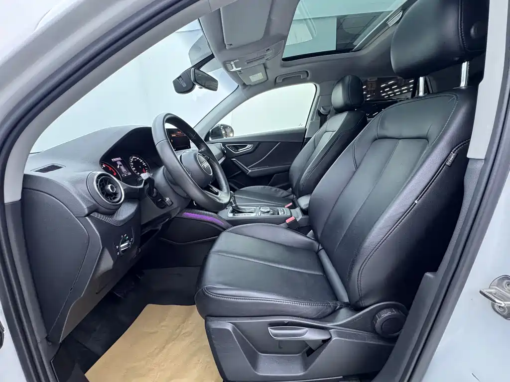 Audi Q2L 2018 Edition 35 TFSI Exclusive Launch Version National VI