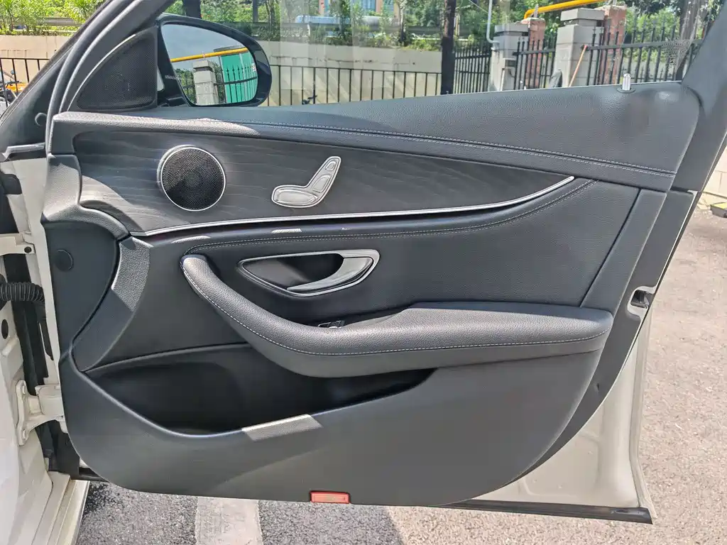 Mercedes E-Class 2020 E 260 L Sporty