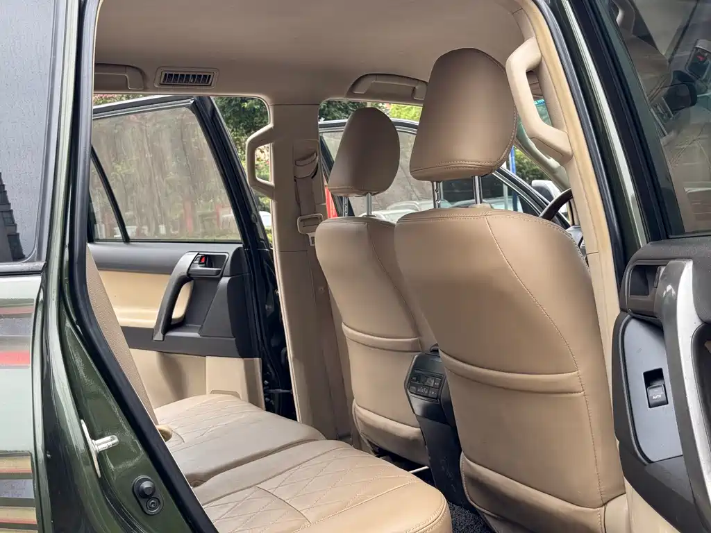 Prado Import 2014 Model 2.7L Automatic Standard Edition