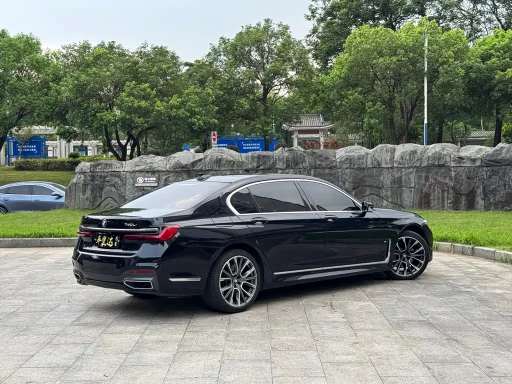 BMW 7 Series 2019 Model Facelift 730Li M Sport Package