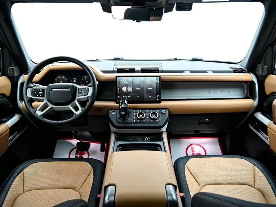 Land Rover Defender 2024 110 3.0T P400 X-DYNAMIC HSE