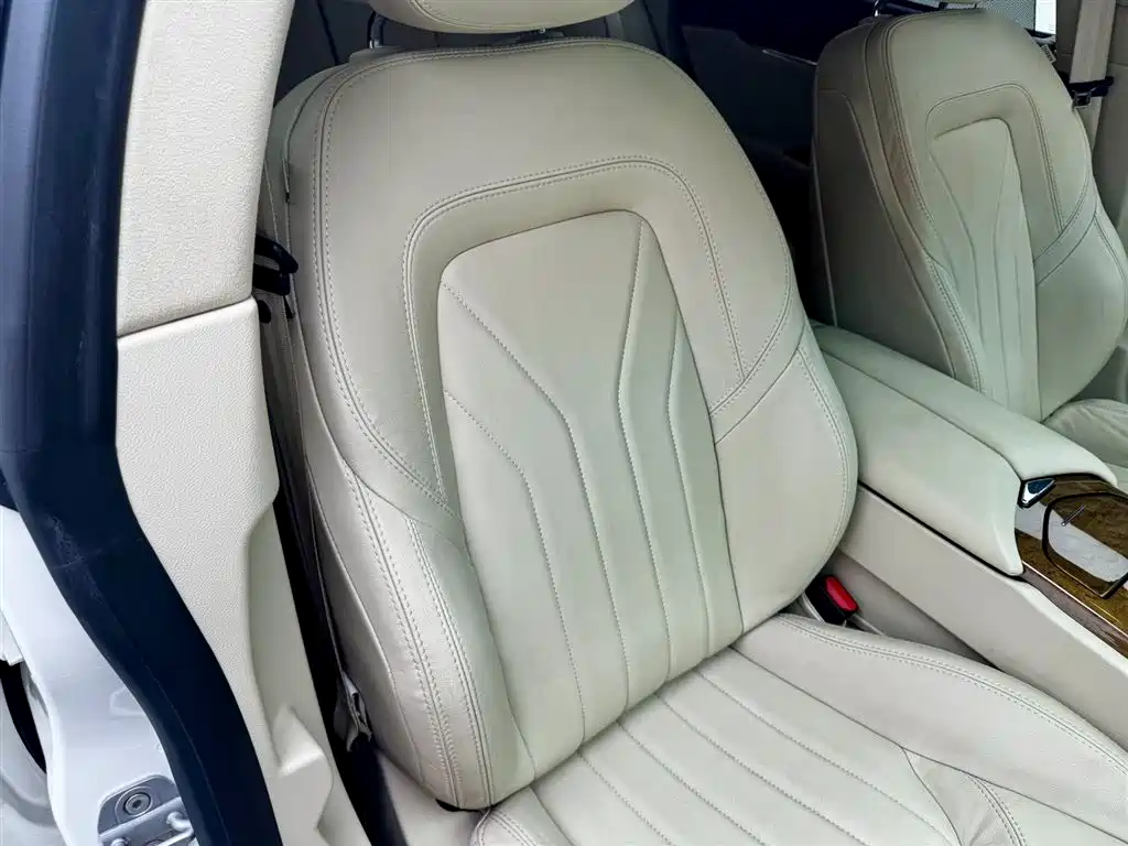 President 2013 3.8T Standard Model