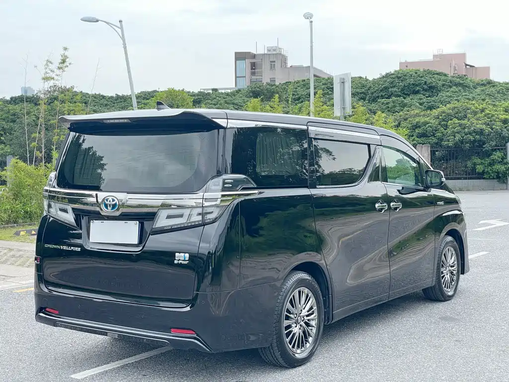 Velfire 2021 Crown Hybrid 2.5L HV Luxury Edition