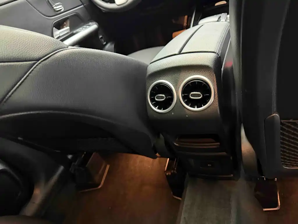 Mercedes-Benz GLA 2022 GLA 200