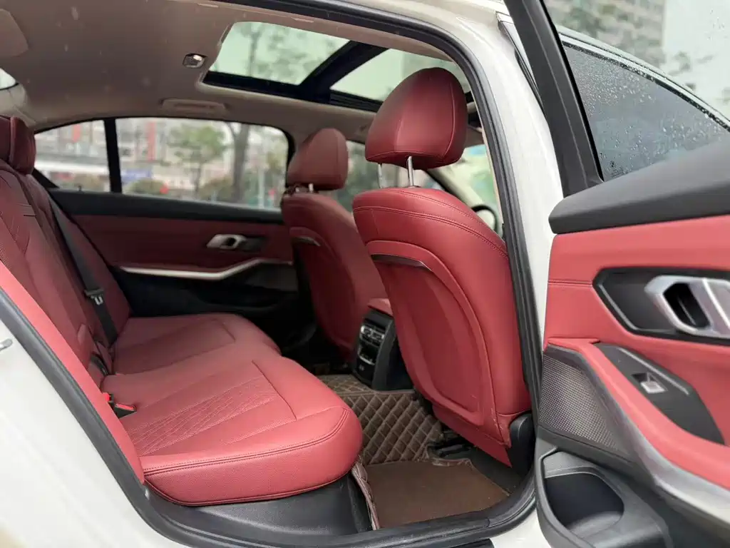 BMW 3 Series 2024 320Li M Sport Package