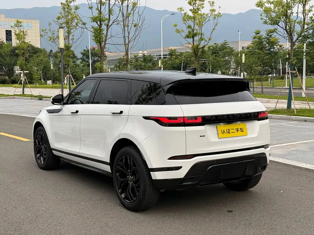 Range Rover Vogue 2023 249PS Luxury Edition