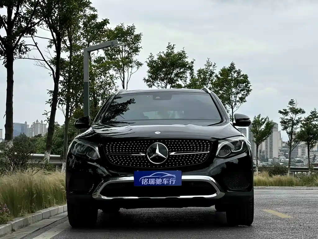 Mercedes GLC 2016 GLC 260 4MATIC Luxury Edition