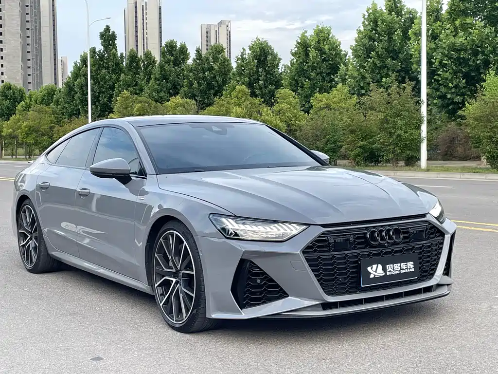 Audi A7 2023 55 TFSI quattro Premium trim