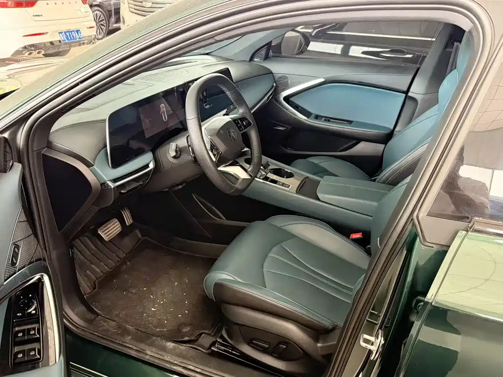 MG7 2023 1.5T DCT Elegance Edition