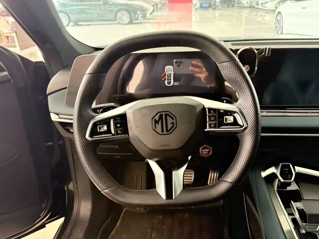 MG7 2023 1.5T DCT Elegance Edition