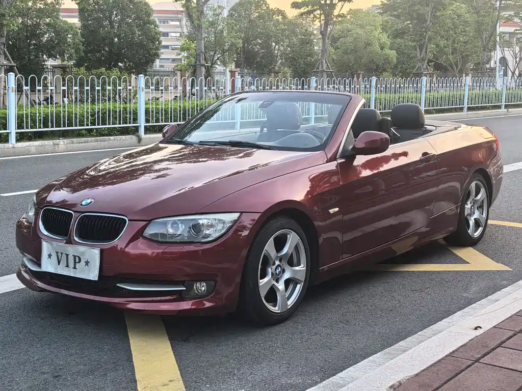 BMW 3 Series (Import) 2011 320i Convertible Coupe Edition