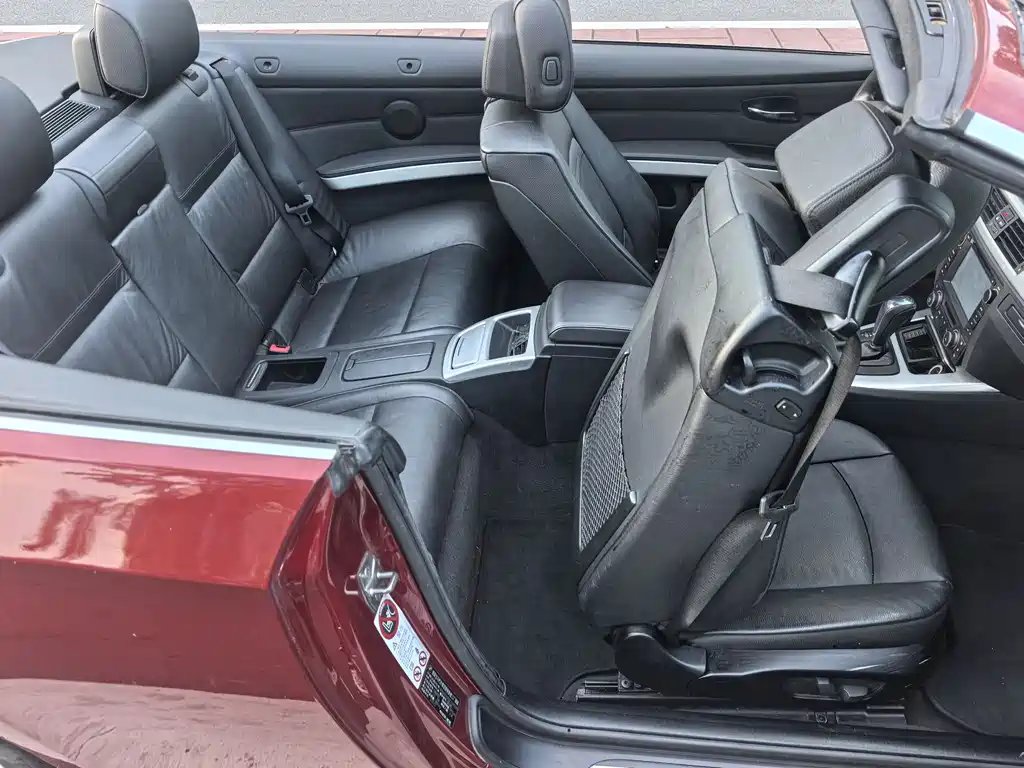 BMW 3 Series (Import) 2011 320i Convertible Coupe Edition