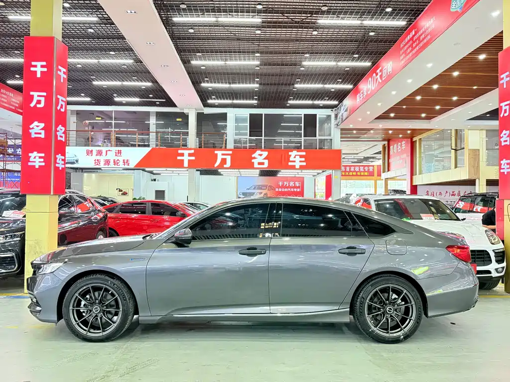 Accord 2018 Hybrid 2.0L Sharp Lead Edition National V