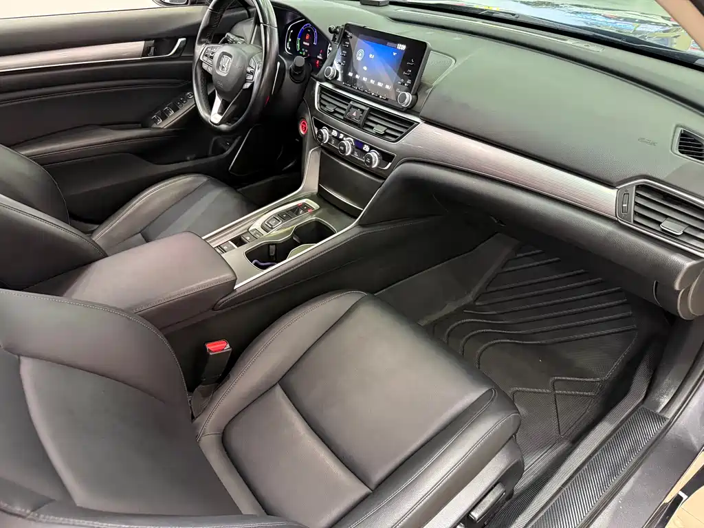 Accord 2018 Hybrid 2.0L Sharp Lead Edition National V