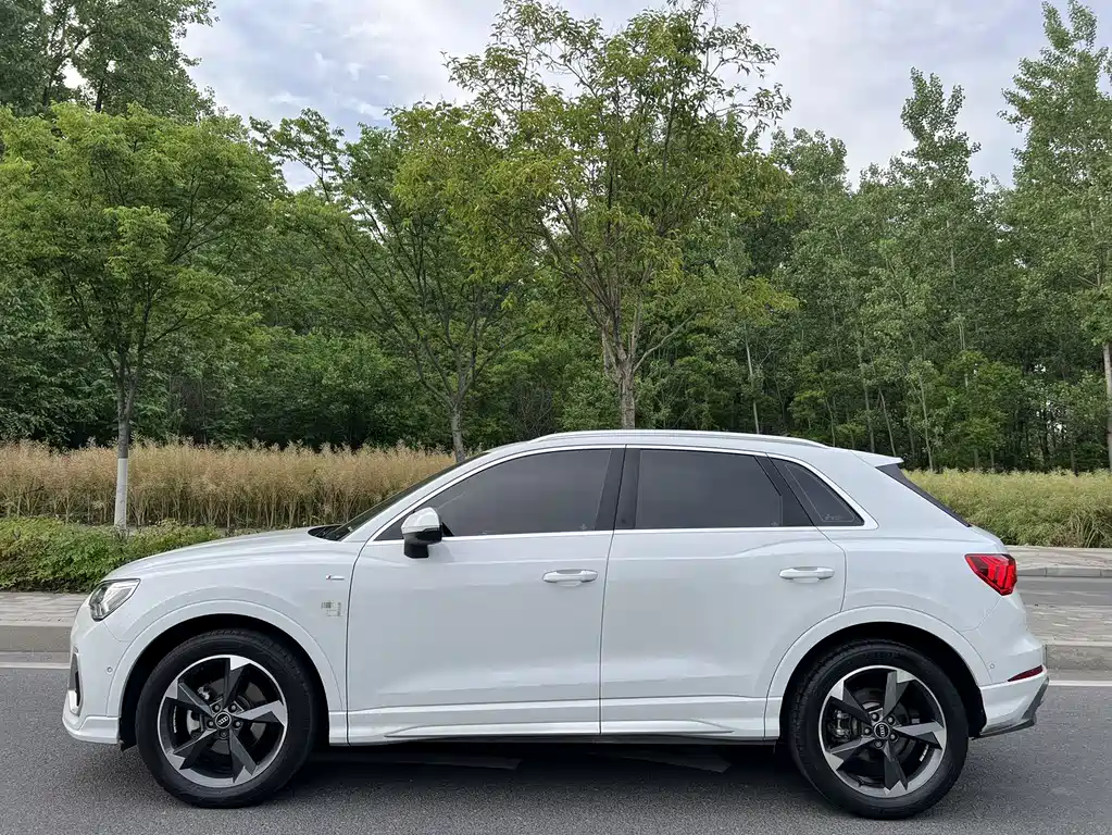Audi Q3 2022 35 TFSI Sporty Dynamic Edition