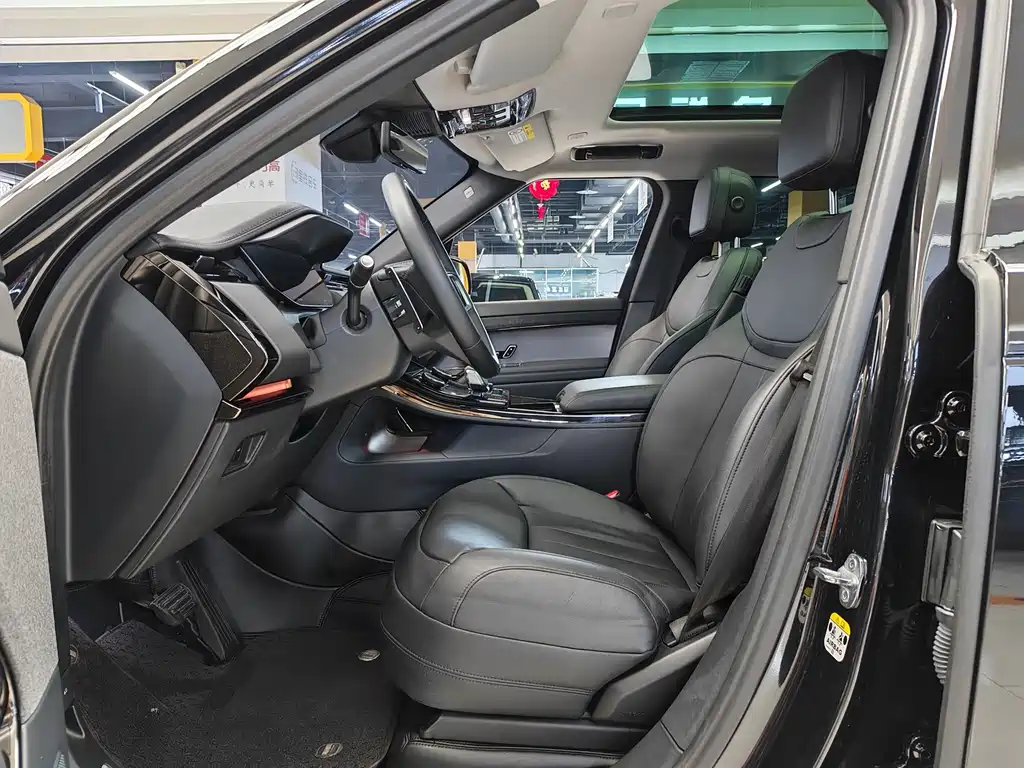 Range Rover Sport 2023 360PS S