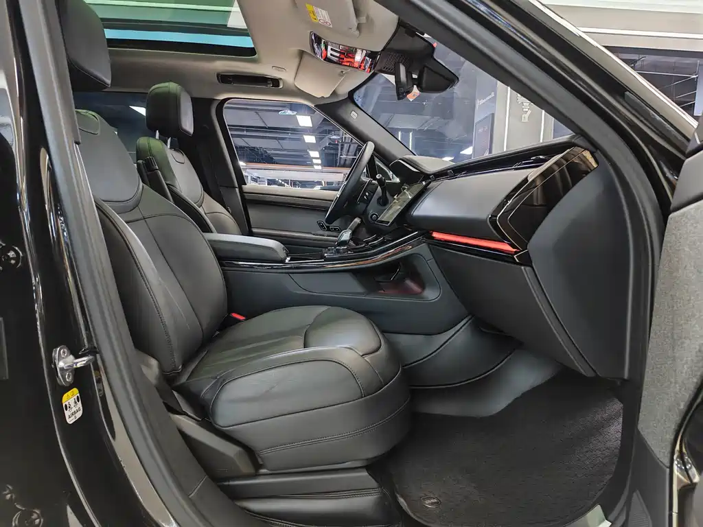 Range Rover Sport 2023 360PS S