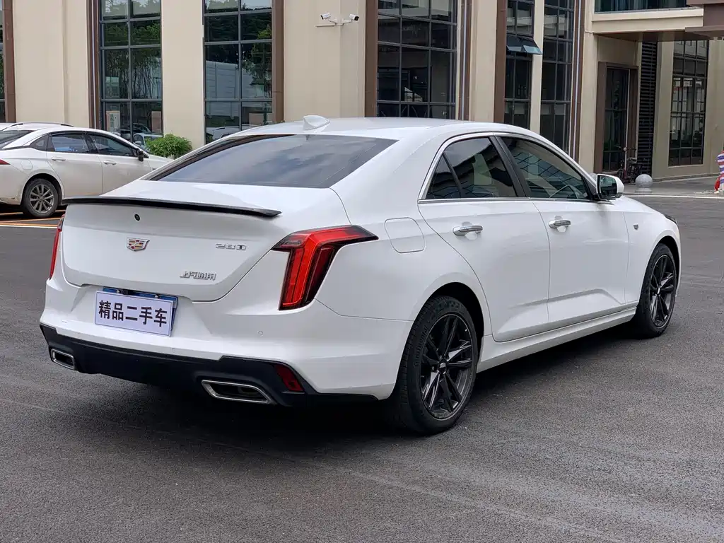 Cadillac CT4 2022 28T Luxury Edition