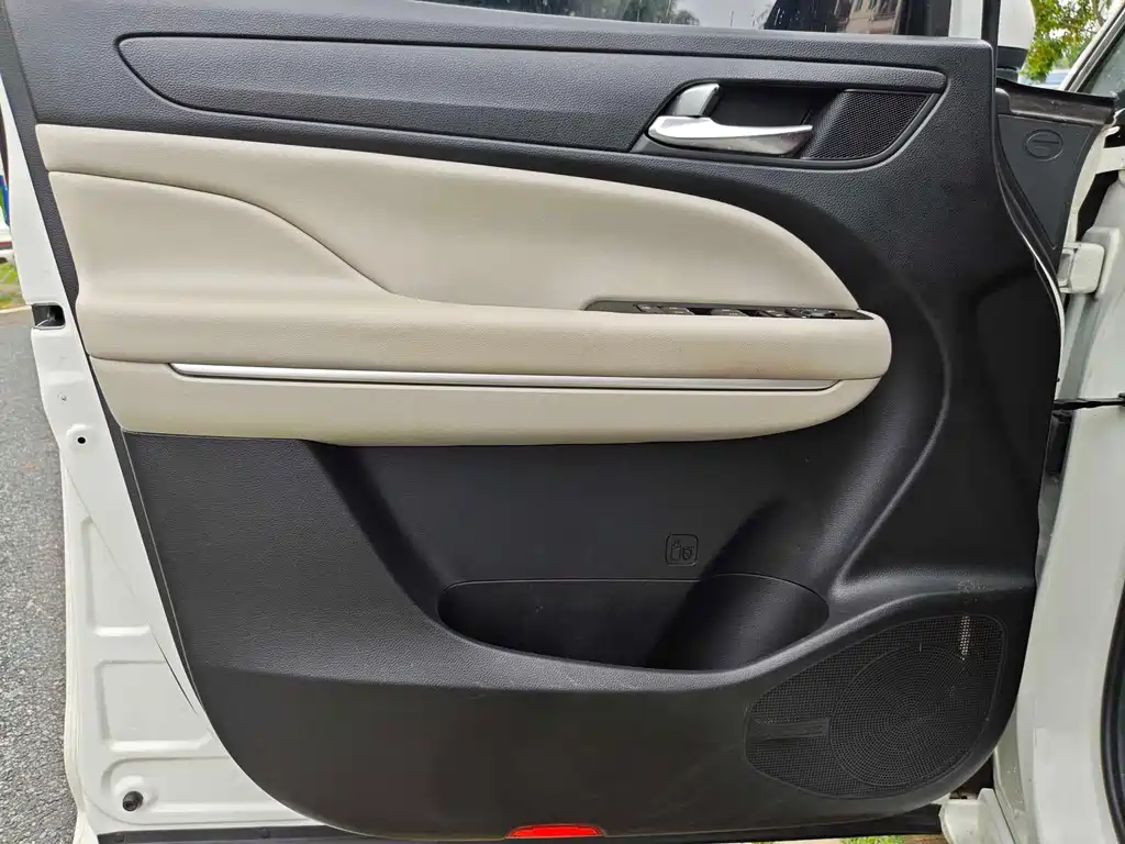 Chuanqi M6 2021 Model 270T DCT Elite Edition (7-seater)