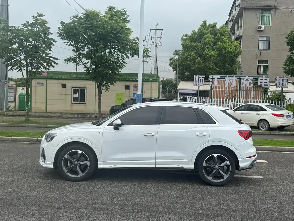 Audi Q3 2020 35 TFSI Sporty Dynamic Edition