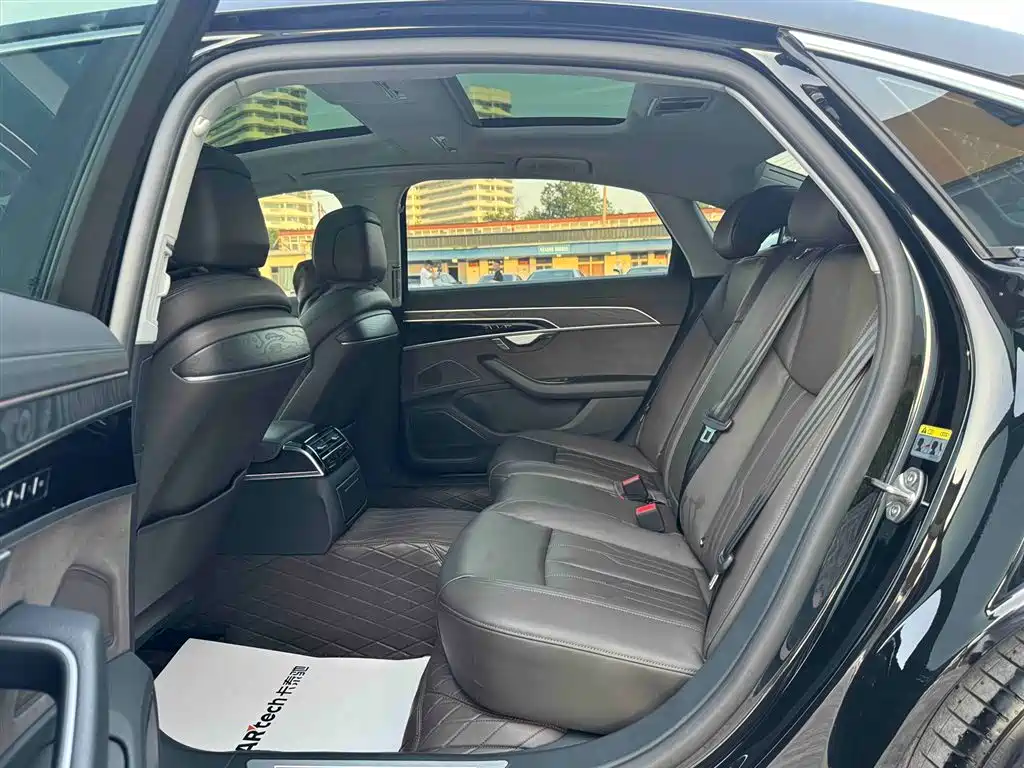 Audi A8 2025 model A8L 45 TFSI quattro Luxury Edition