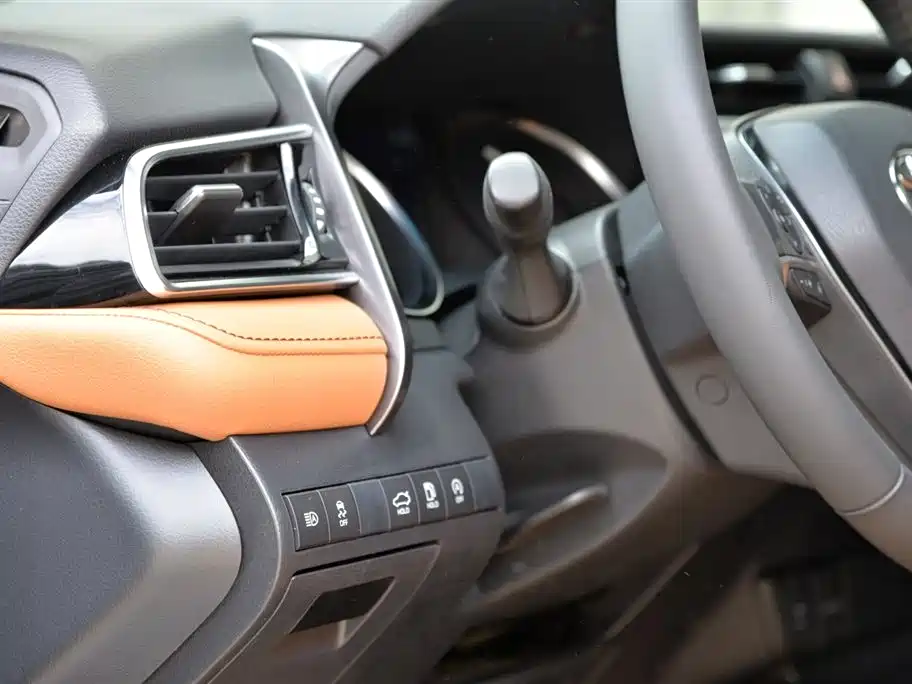Camry 2021 2.5G Luxury Edition