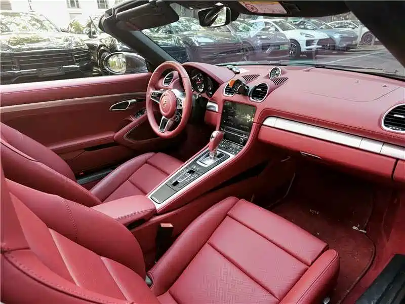 Porsche 718 Boxster 2.0T 2022 Model