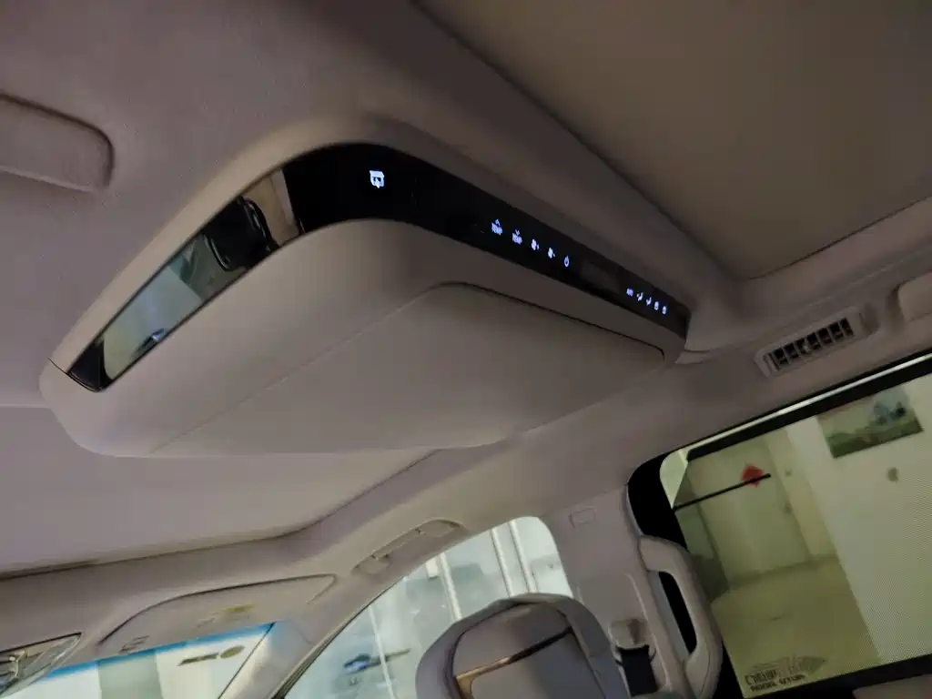 2025 Century 2.0T Six-Seater Yunshe Edition