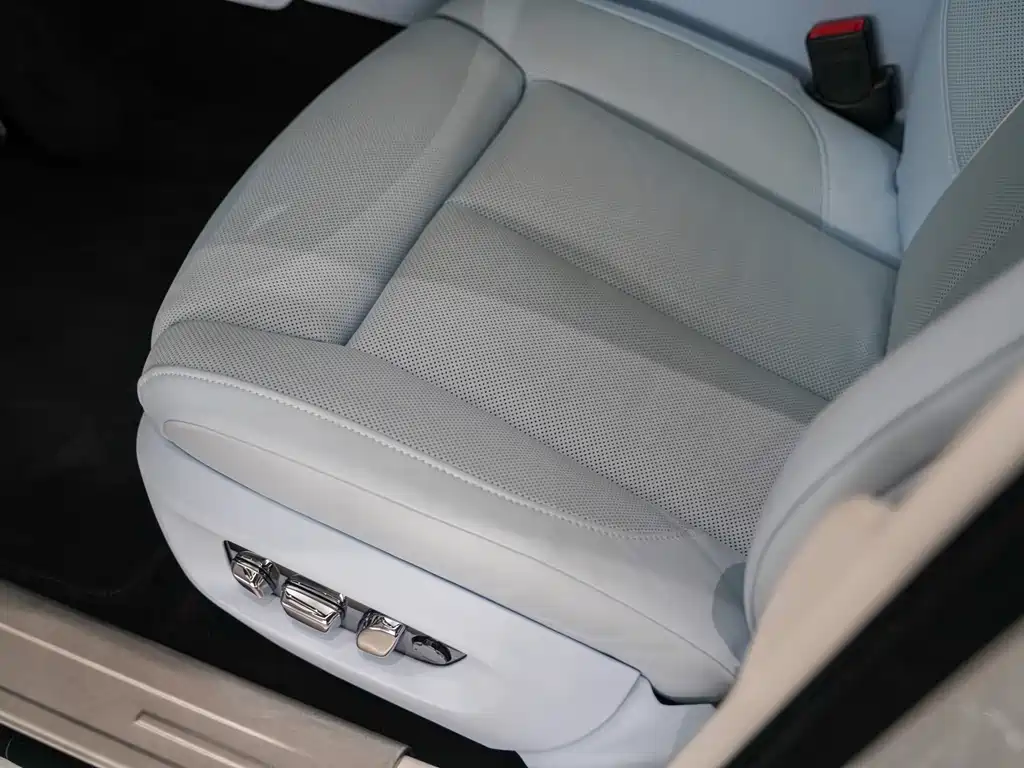 GAC 2024 Model 6.7T Long Wheelbase Edition