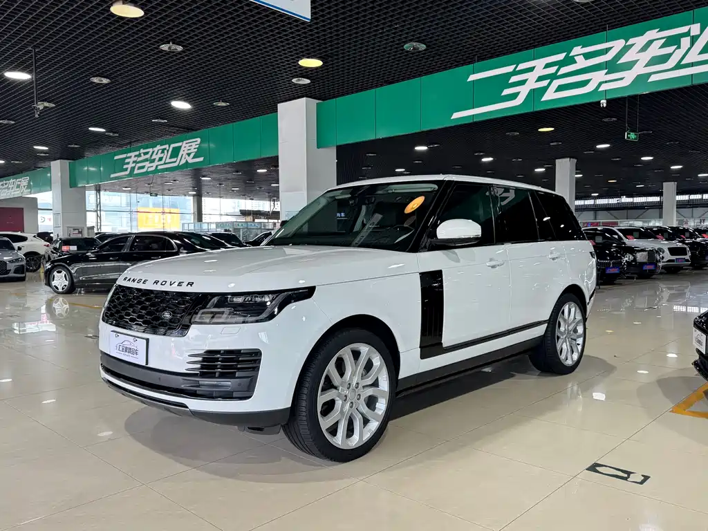 Range Rover 2022 3.0 L6 360PS Heritage Edition