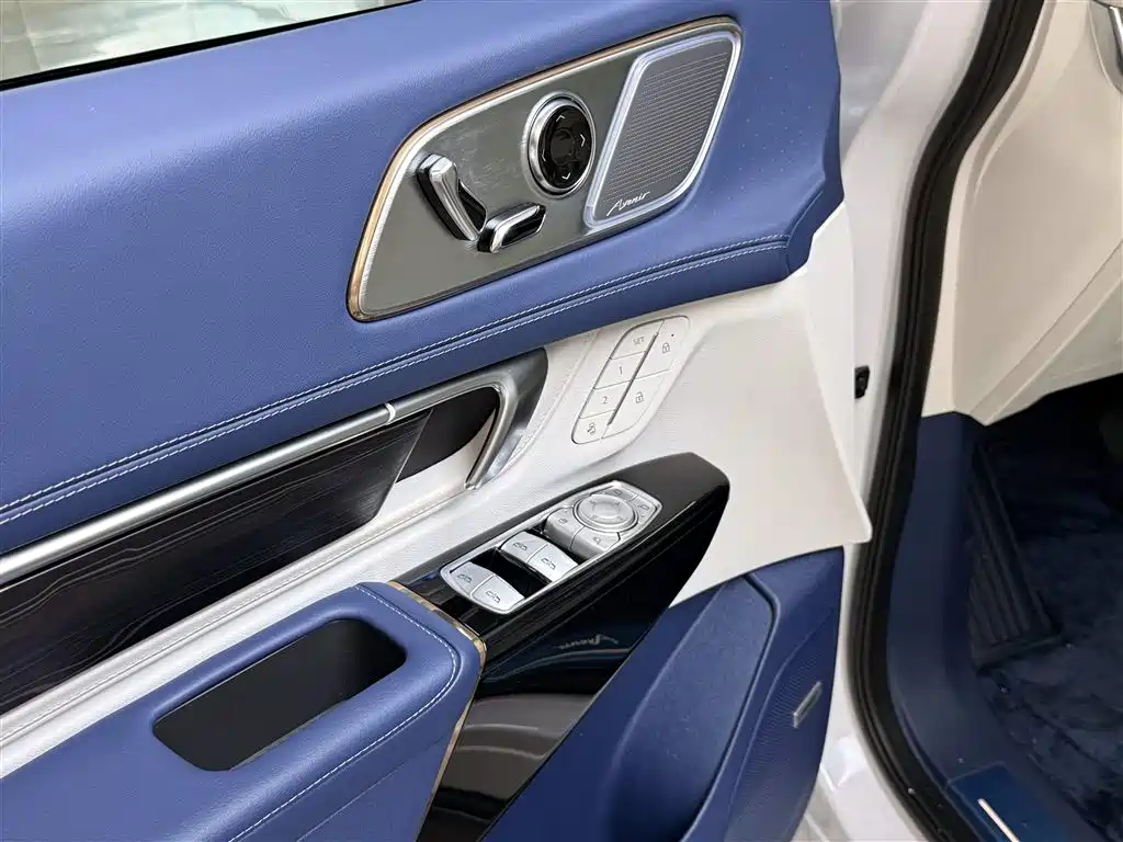 2025 Century 2.0T 7-seat Yunshe Edition