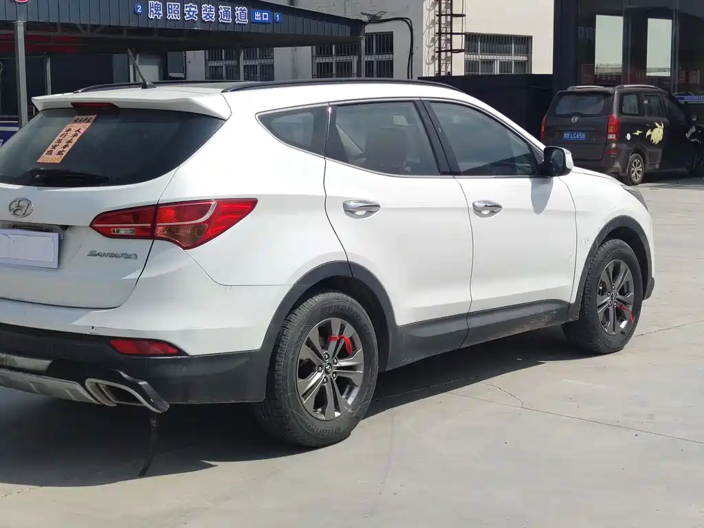 Sorento 2013 2.4L Automatic 2WD Smart Edition