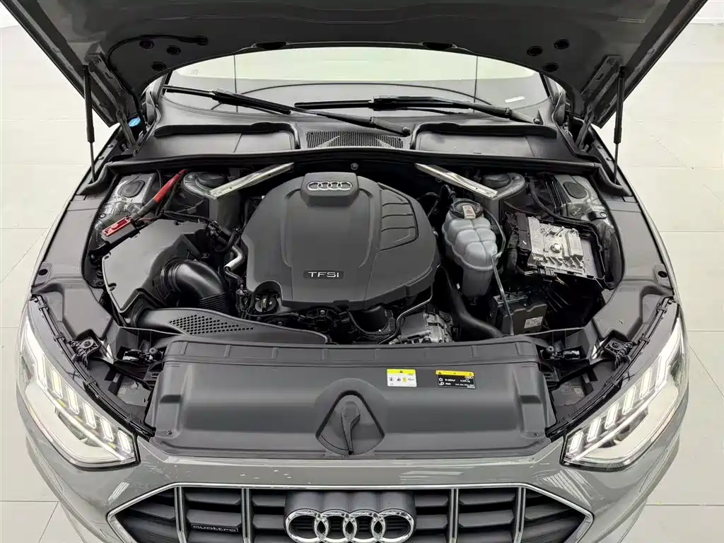 Audi A4 Import 2021 allroad quattro Explorer