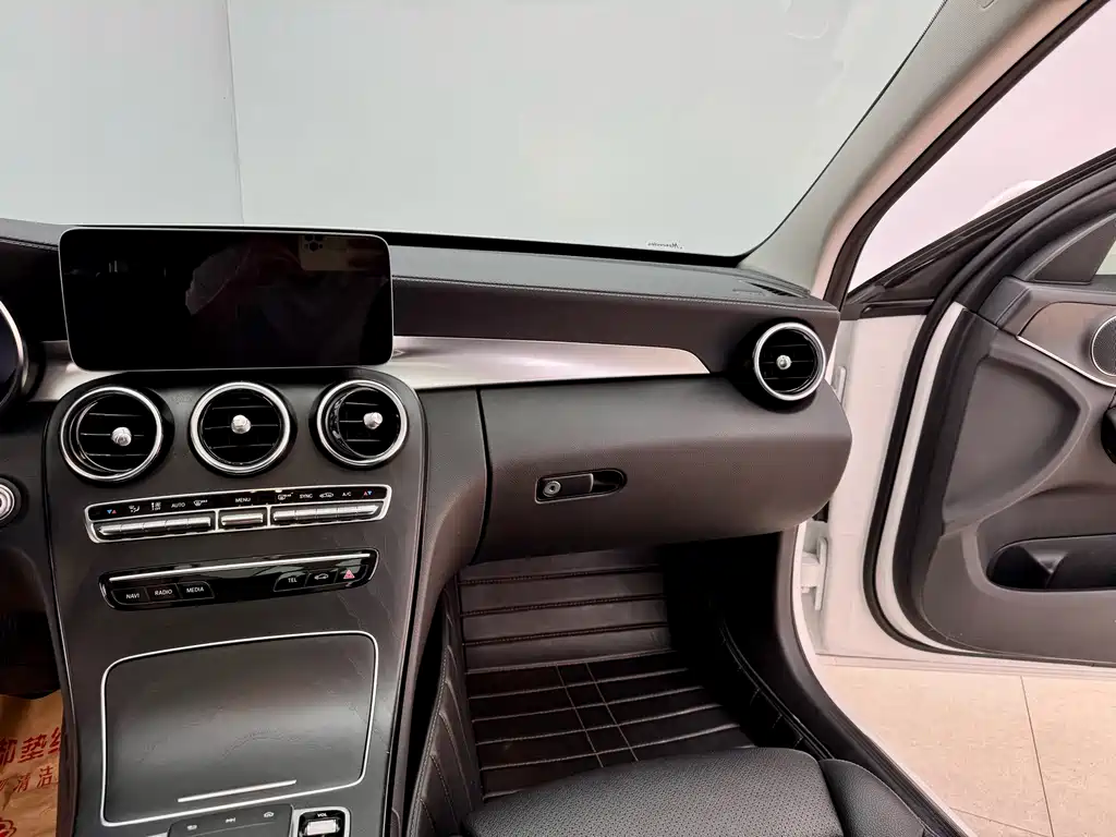 Mercedes-Benz C-Class 2020 C 200 L Sporty Edition