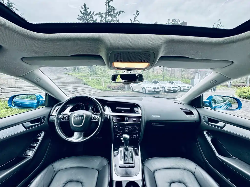 Audi A5 Import 2010 Model 2.0 TFSI Sportback Technology Edition