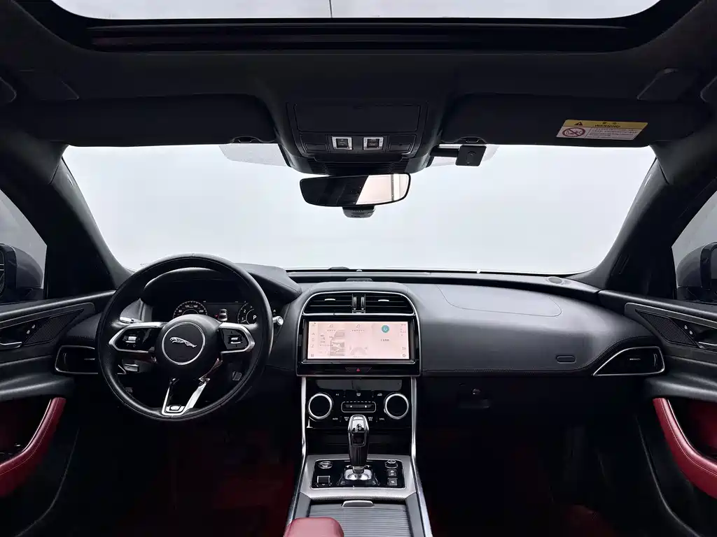 Jaguar XEL 2022 2.0T 250PS R-DYNAMIC S Progressive Sports Edition