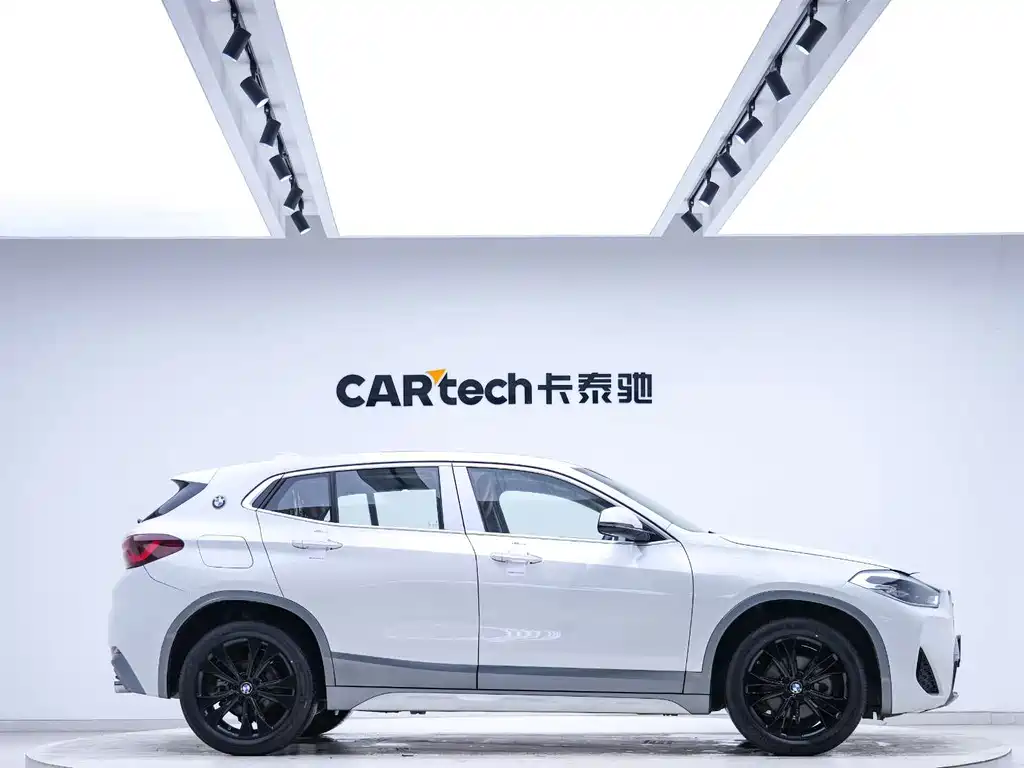 BMW X2 2021 sDrive20i M Offroad Package