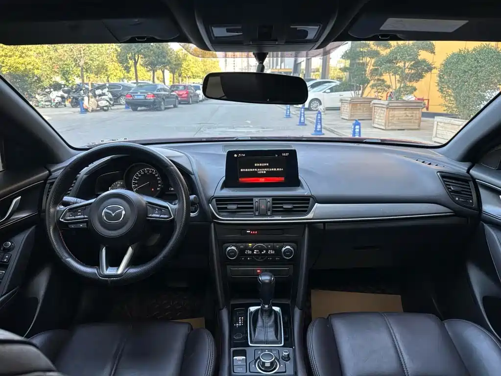 Mazda CX-4 2020 2.0L Automatic Two-wheel Drive Skyactiv-i Version