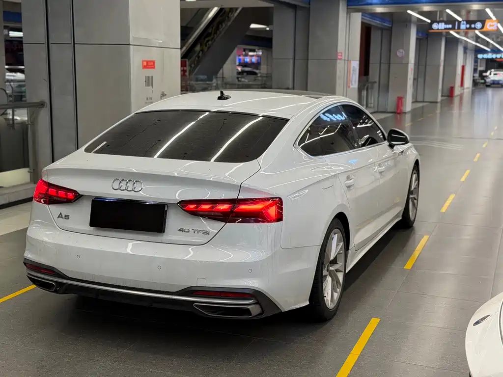 Audi A5 Import 2021 Sportback 40 TFSI Fashion Elegance Edition