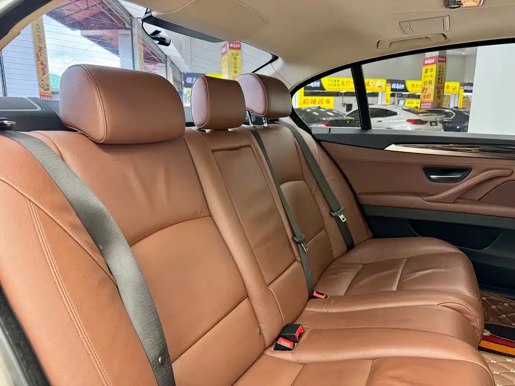 BMW 5 Series 2014 528Li Leading Edition