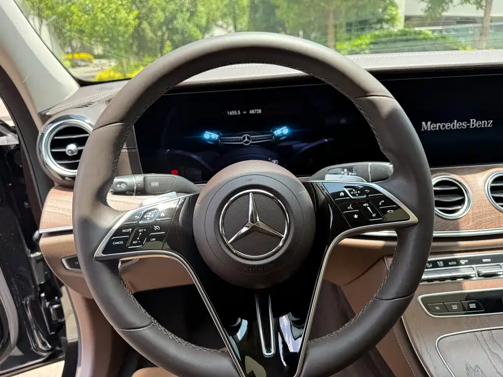Mercedes-Benz E-Class 2023 E 300 L Fashion Edition