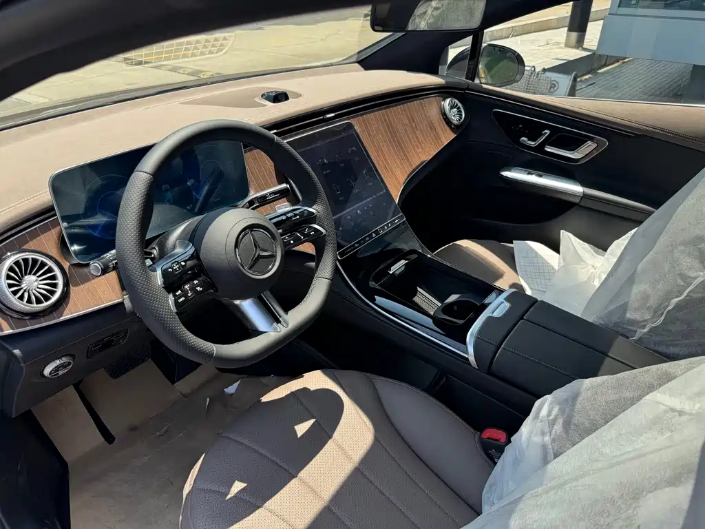 Mercedes EQE 2025 500 4MATIC Pioneer Edition