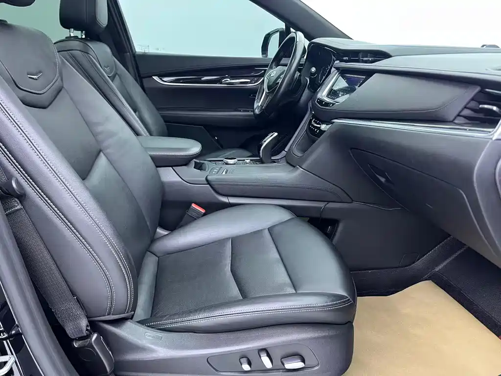 Cadillac XT5 2020 Model Year Restyled 28T Luxury Edition