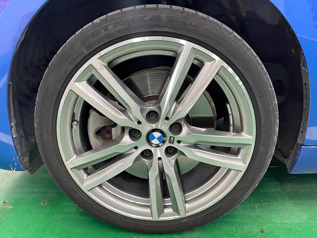 BMW 1 Series 2020 125i Leading Edition M Sport Package