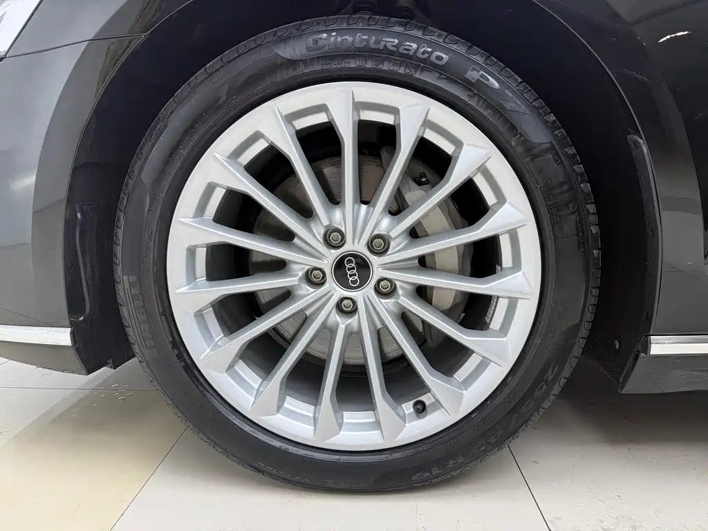 Audi A8 2022 model A8L 50 TFSI quattro Comfort Edition Collector's Edition