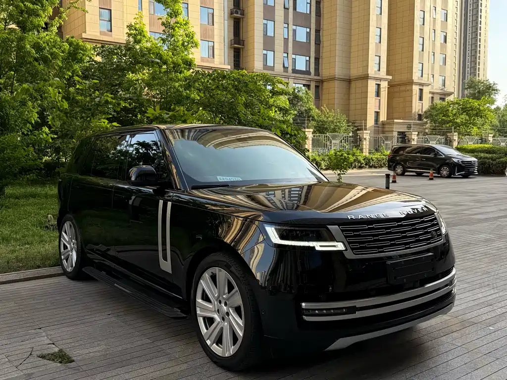 Range Rover 2024 3.0 L6 400PS Creation Extended Edition