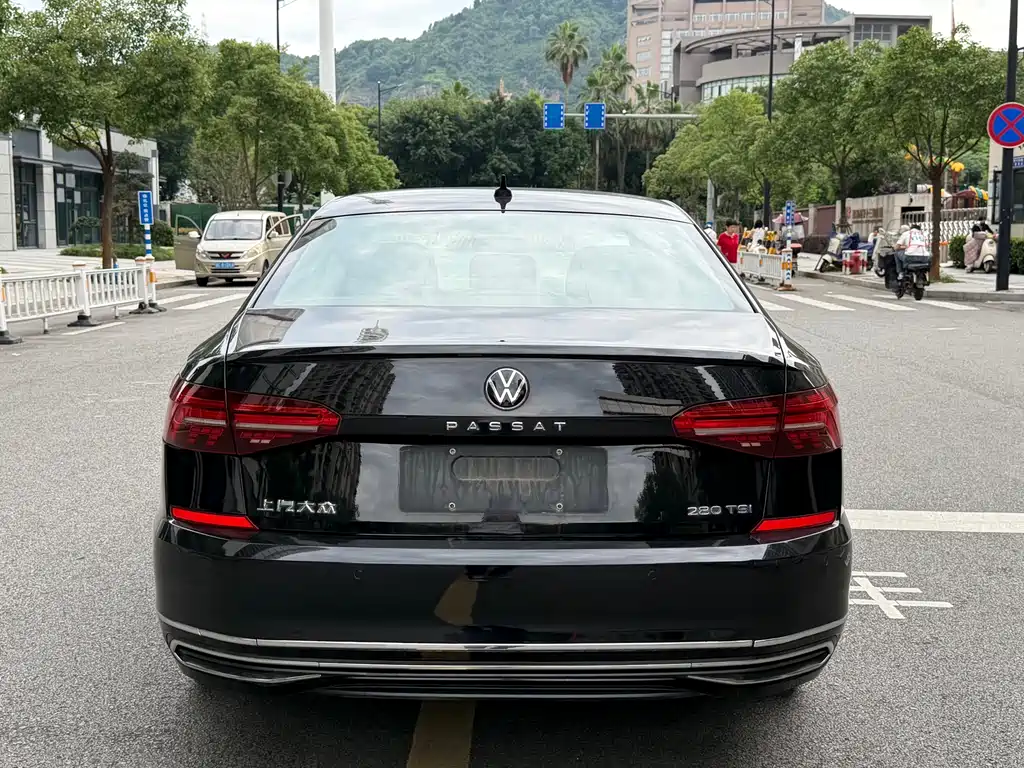 Passat 2021 280TSI Business Edition